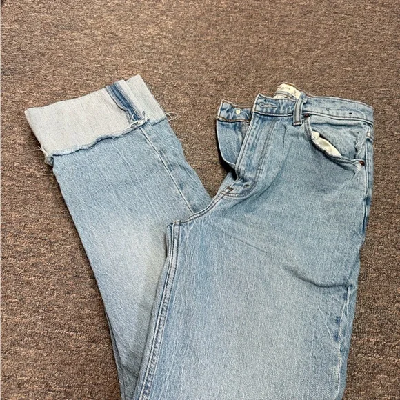 Abercrombie Curve Love Cuffed Hem 90s Straight Jeans, Long! - Picture 2 of 4